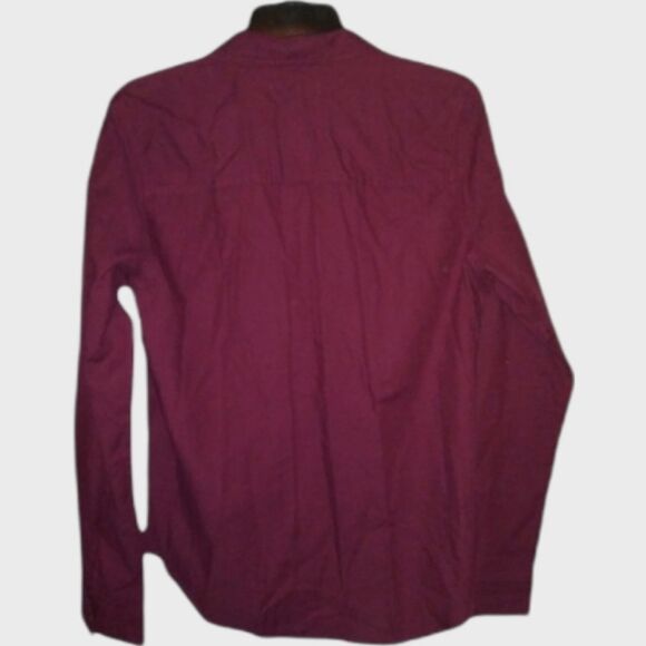 Hollister Red Long Sleeve Button Down Shirt - Picture 2 of 4